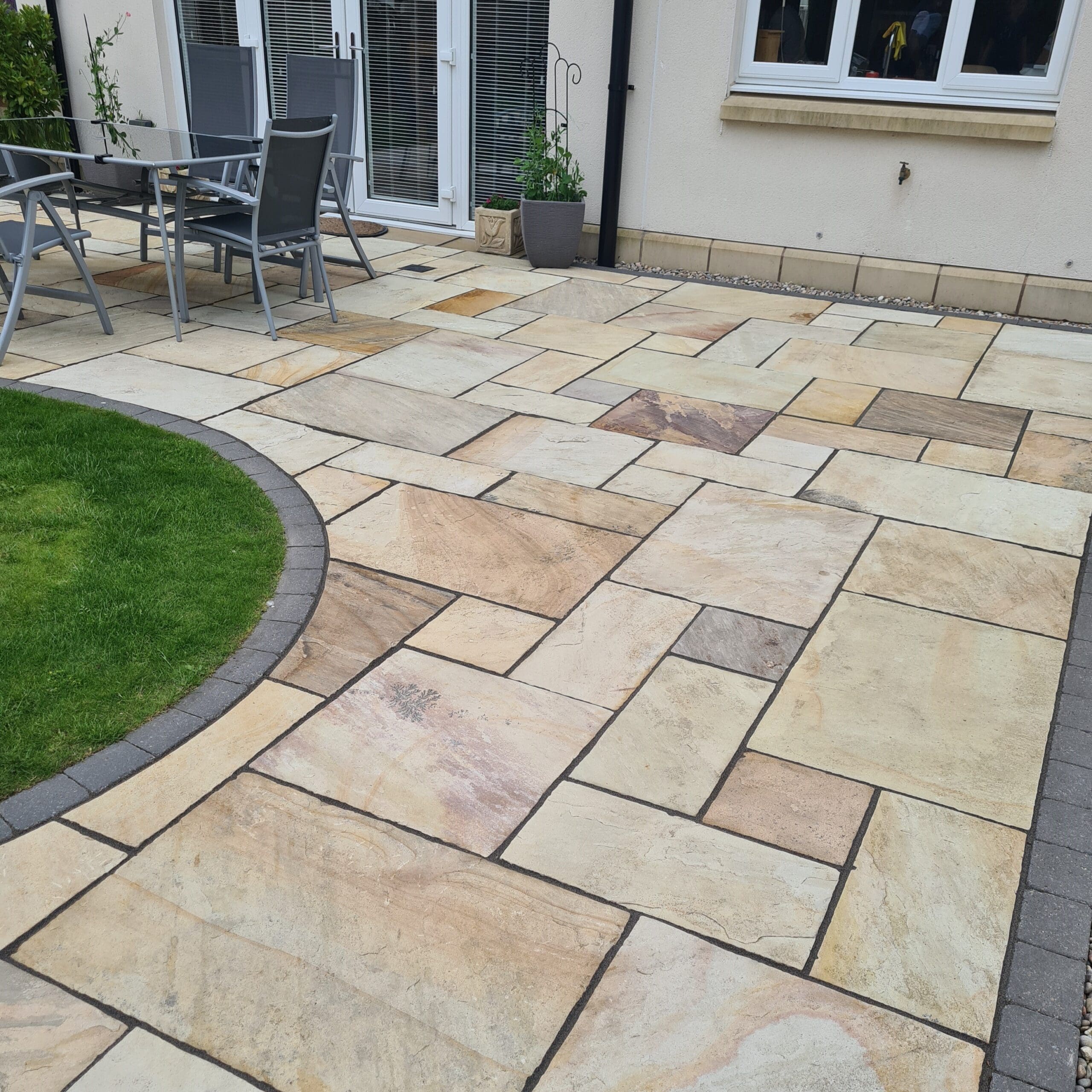 Golden Fossil Sandstone Patio Paving