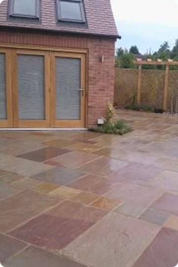 Kandla Grey 18mm Calibrated Sandstone Paving - Mixed Sizes