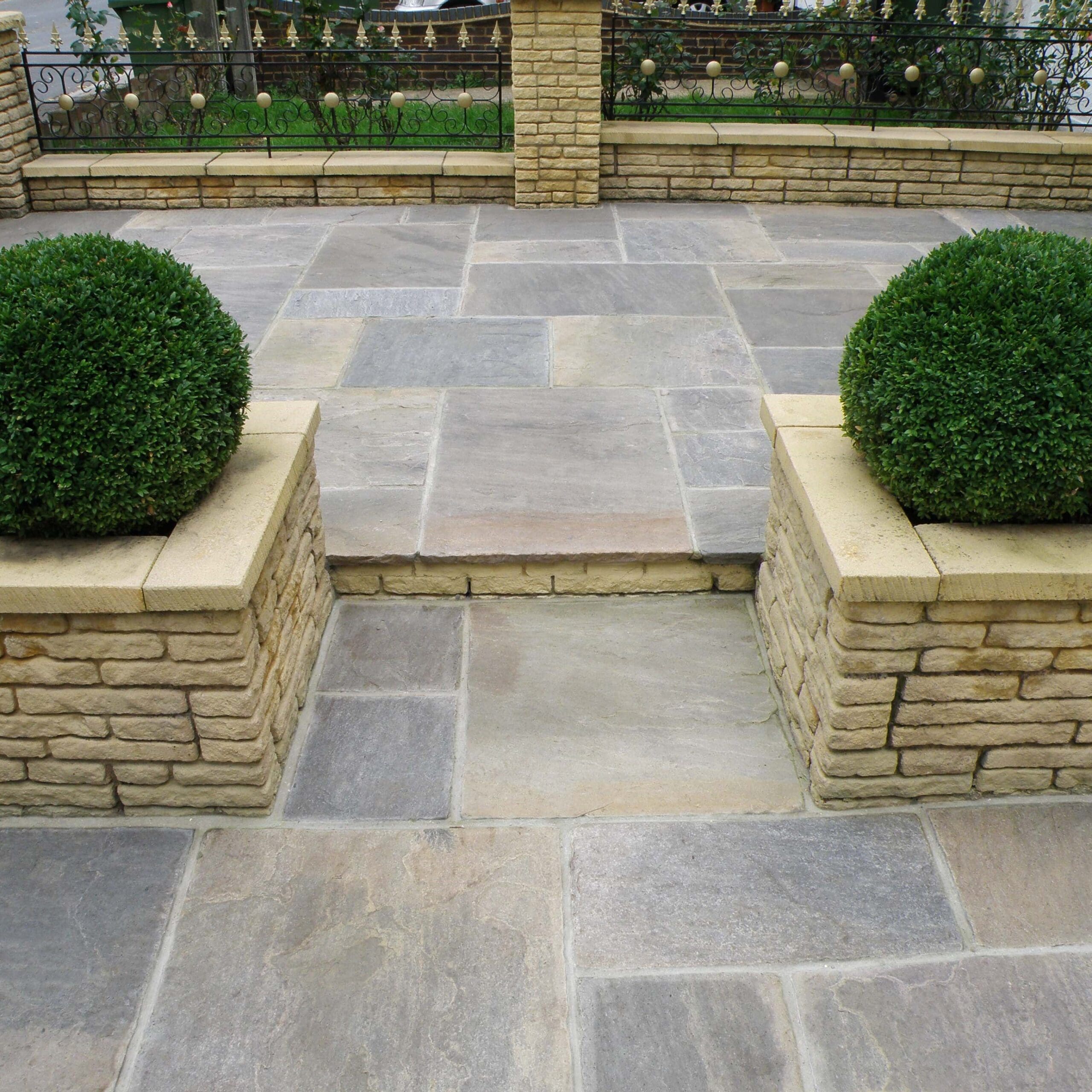 Graphite Sandstone Patio Paving