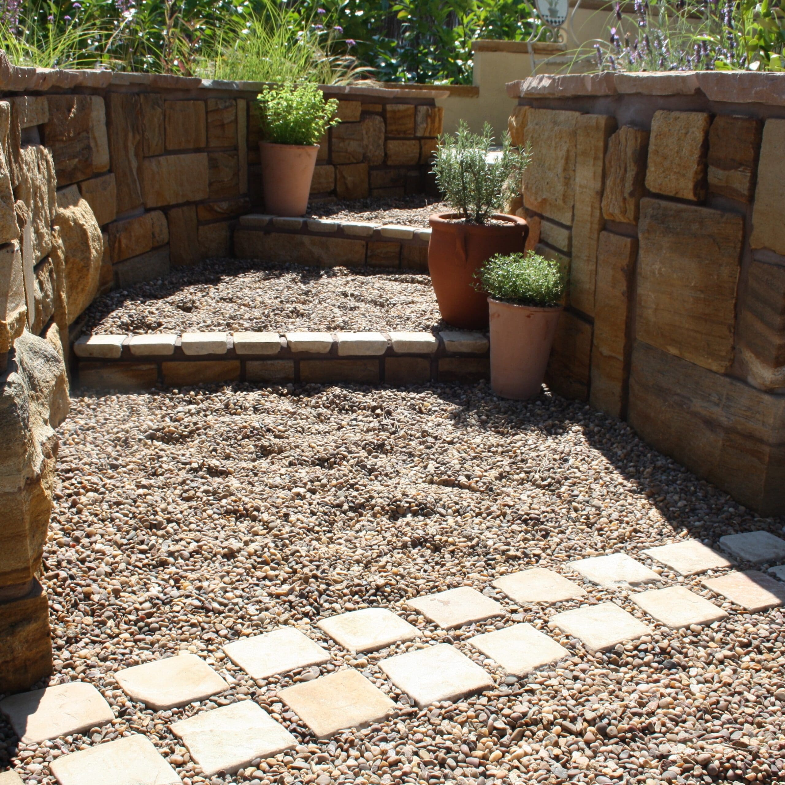 Calico Sandstone Cobbles