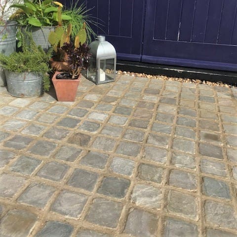 Pewter Sandstone Cobbles