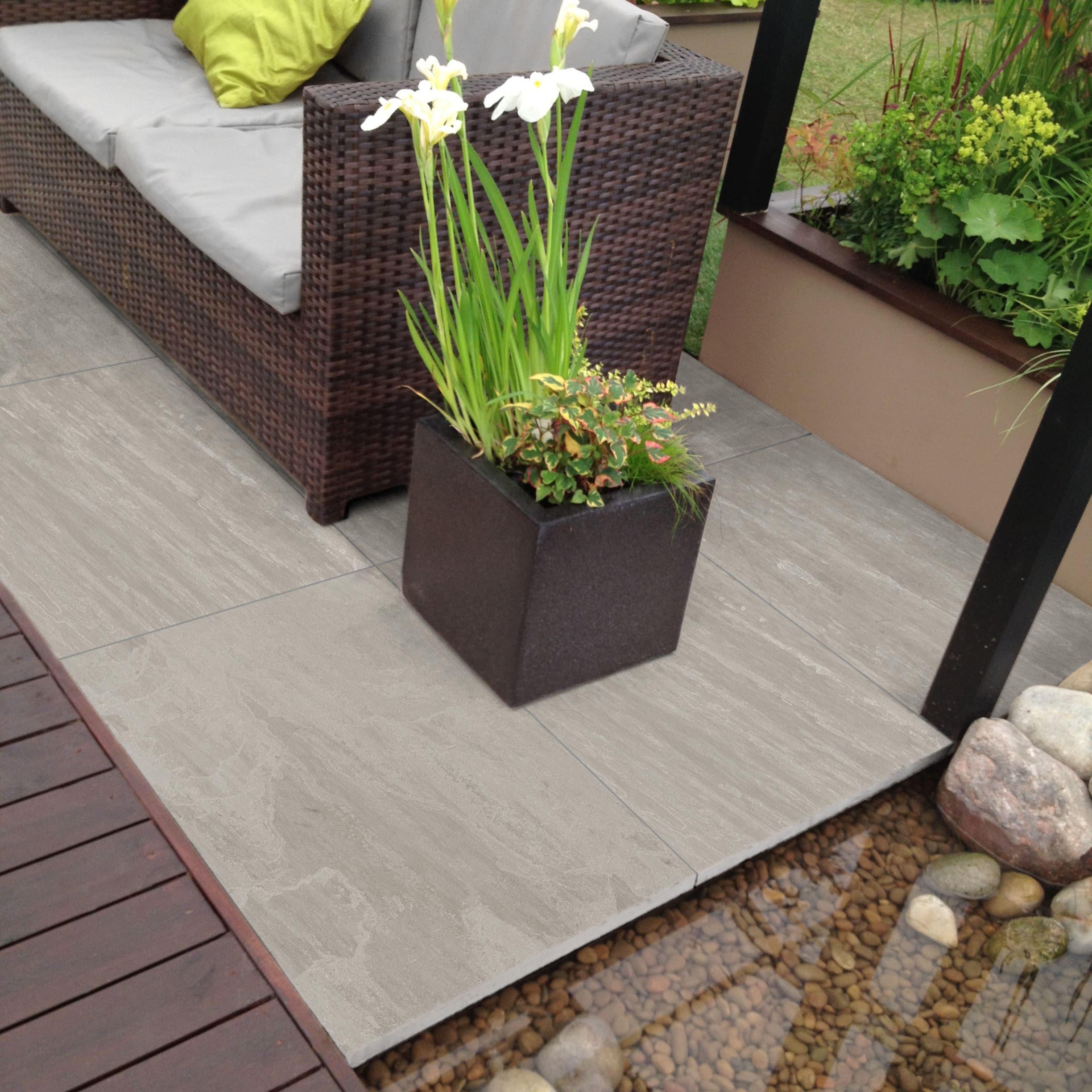 Kandla Grey Porcelain Paving